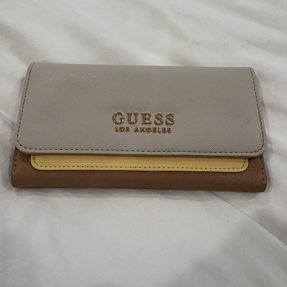 GUESS‎ Women's Cream, Yellow, and Brown Wallet
